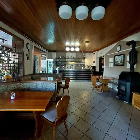 Planinski Dom Gore Hiša za goste Dol pri Hrastniku