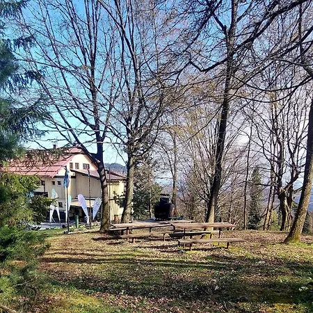 Planinski Dom Gore * Dol pri Hrastniku